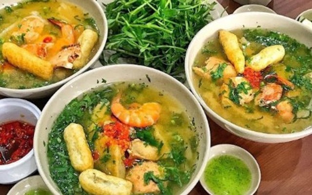 Bánh Canh Cua Cô Mai - Nguyễn Bình