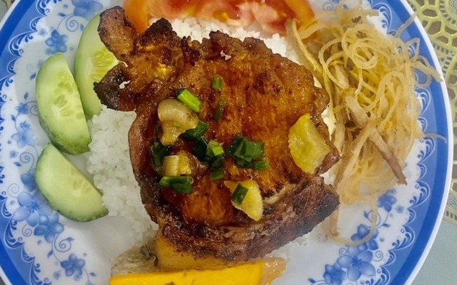 Cơm Tấm Đêm Liên Thanh - Cơm Sườn & Bì Chả