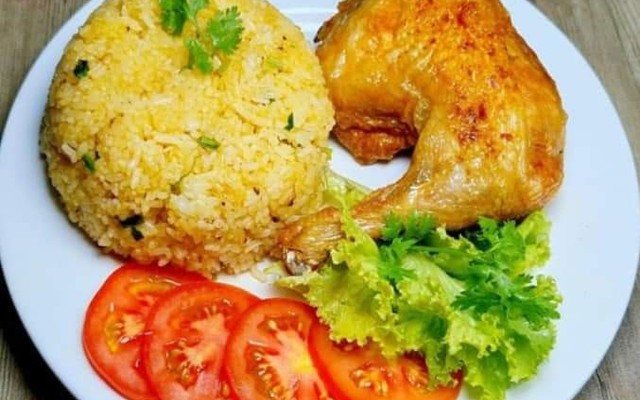 Tiệm Cơm Gà BÀ LUẬN - 593 Tôn Đức Thắng