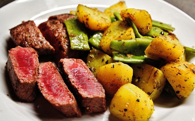 Beefsteak Ùm Bò