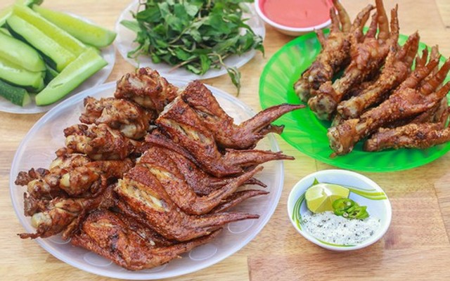 Quán Lan Thuỳ - Chân Gà Nướng & Cá Viên Chiên - Nguyễn Tất Thành