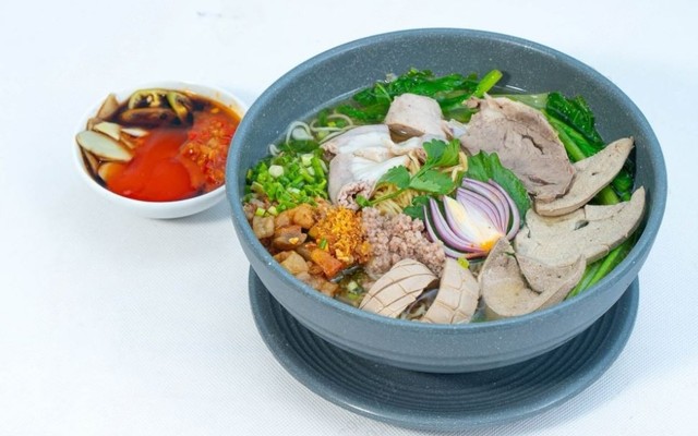 Mì Thần Tài - Mì Hoành Thánh & Mì Xá Xíu - Lê Hồng Phong