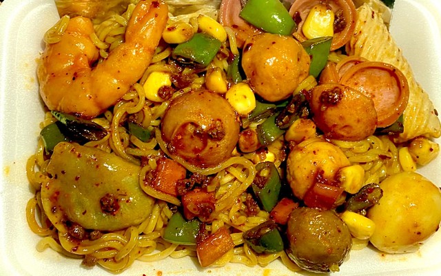 F4 Food - Mì Trộn Indomie - 23 Ngõ 3 Thái Hà