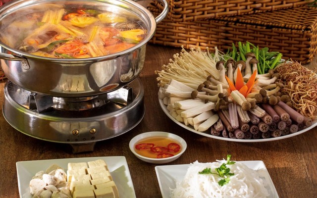 Quán Chay Hoan Hỷ 2 - 76 Lê Bình