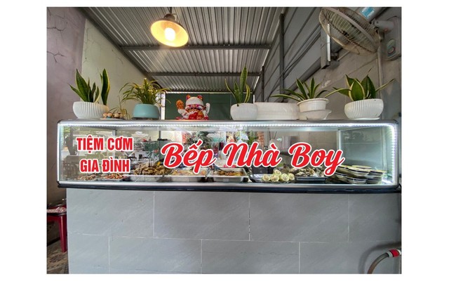 Tiệm Cơm Gia Đình - Bếp Nhà Boy - Trần Việt Châu