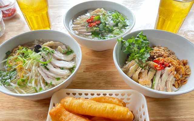 Phở Gà & Bún Thang - Cô Tuyết
