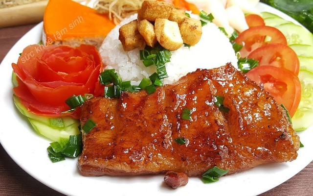 Cơm Tấm Chợ Đêm - Lê Hồng Phong