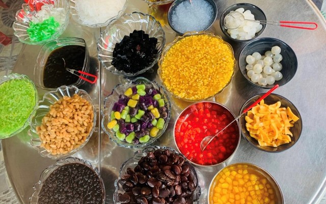 Tiệm Chè Gấu - Khu Phố 1