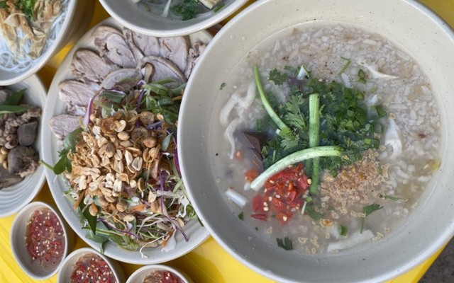 Cháo Vịt Út Xuyên - Cháo Vịt & Gỏi Vịt