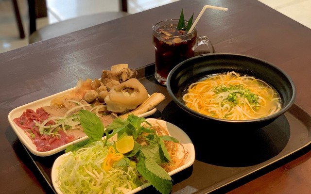 Bún Bò Ngõ ( Gốc Hoa Quỳnh 219 ) - Đường 30 Tháng 4