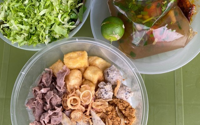 Bà Thảo - Bún Riêu - Ngõ Chợ Văn Chương