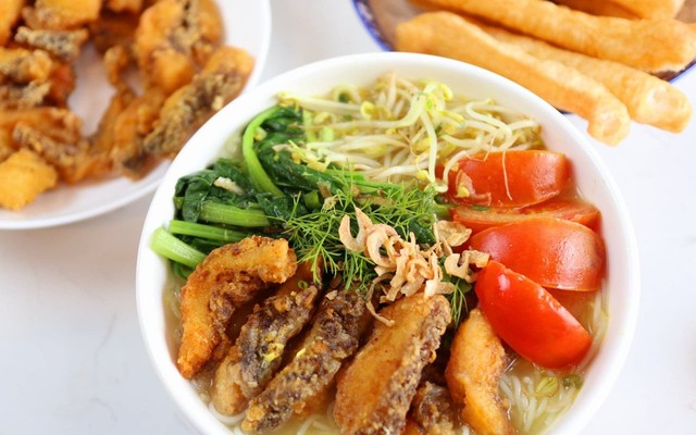 Bún Cá - Bún Riêu Cua Bà Năm - Định Công Thượng