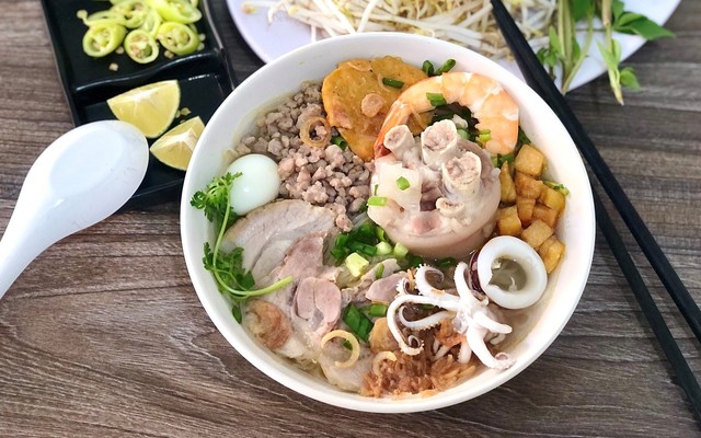 THẬP TỨ - Bánh Canh & Hủ Tiếu - Nguyễn Phúc Chu