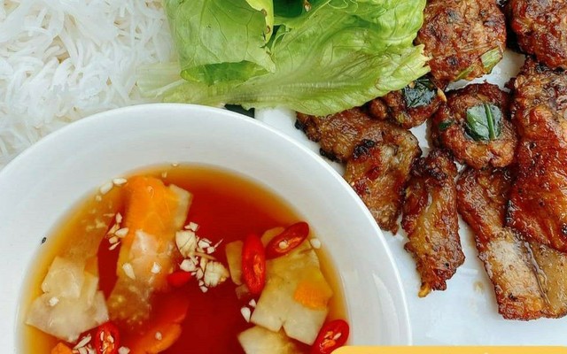 Bún Chả Cầu Tre - 439 Đà Nẵng