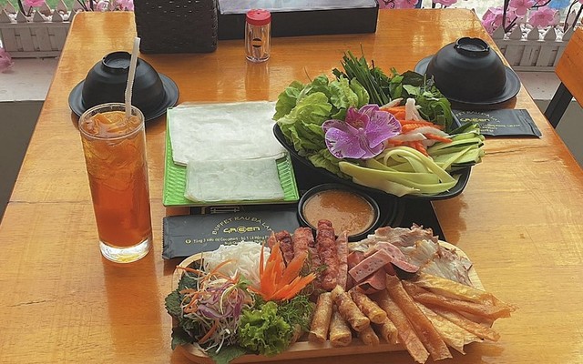 Nem Nướng Dì Hiền - Đặc Sản Nha Trang