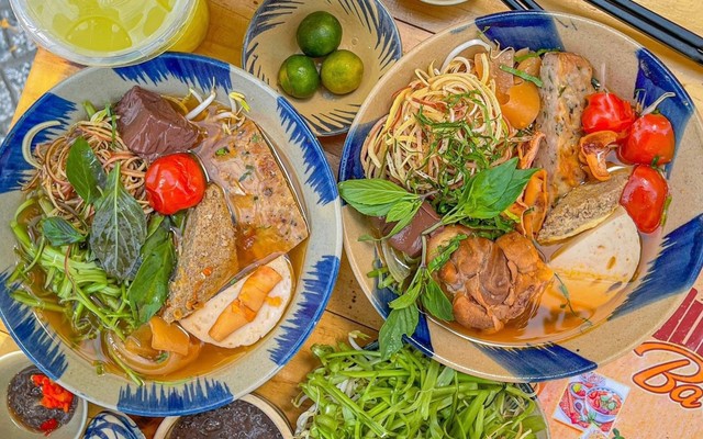 Bún Riêu Ba Cử - Khu Giảng Viên ĐHCT