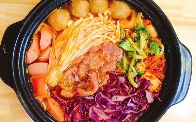 Tokki Chicken - Hoàng Văn Thụ