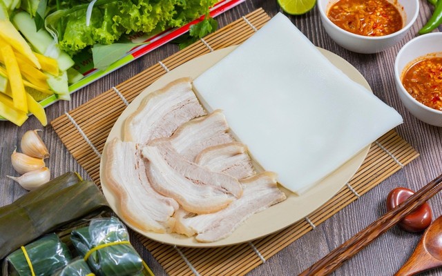 Cô Huế Chợ Cồn - Bánh Tráng Thịt Heo & Mắm Nêm Pha Sẵn - Hậu Giang