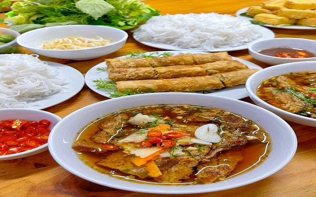 OBAMA - Bún Chả & Phở Hà Nội - Phủ Liễn