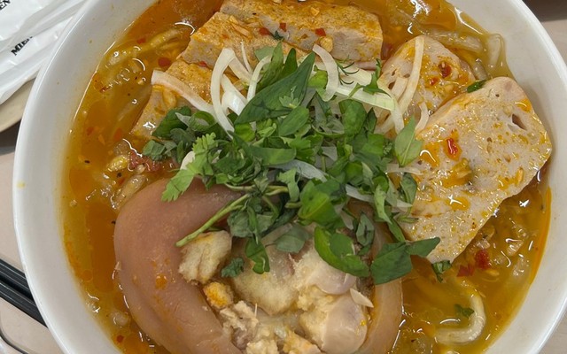 Miền Trung Quán - Đặc Sản Đà Nẵng - Nguyễn Thái Sơn