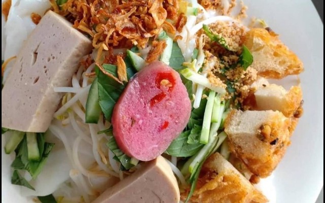 Bánh Cuốn Cô Ba - Lê Văn Thọ