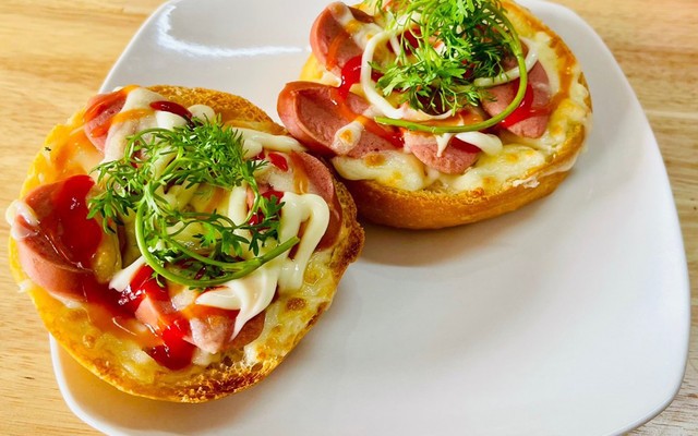 Nguyên Minh - Bánh Mỳ Kẹp & Đồ Uống - 24 Nguyễn Chánh