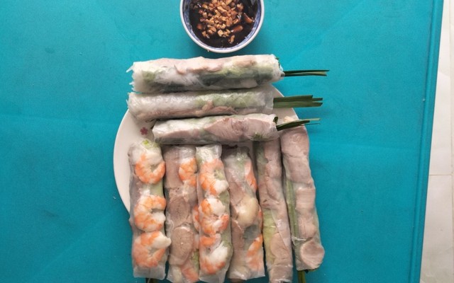 Ăn Vặt Cô 6 - Đường Số 7