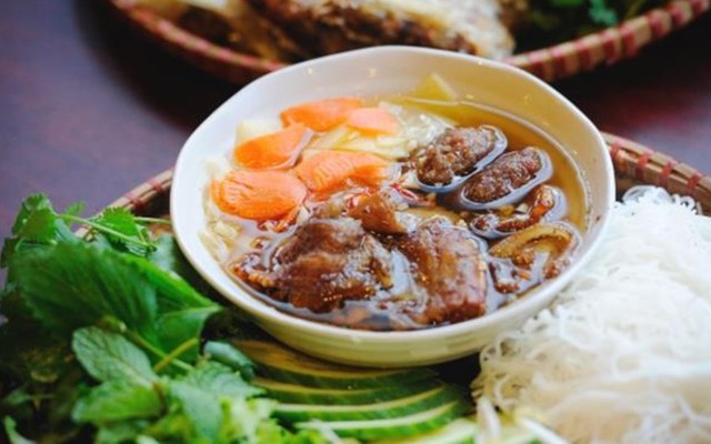 Bún Chả Truyền Thống Cổ Đô - Nguyễn Thanh Bình