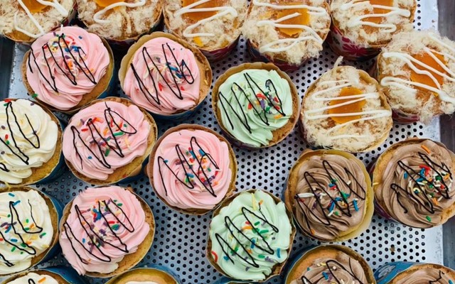 Tiệm Bánh Khánh Ngân - Phương Sài