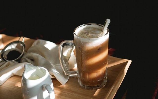 DÍNH Cafe - Cà Phê Muối - Lê Lợi