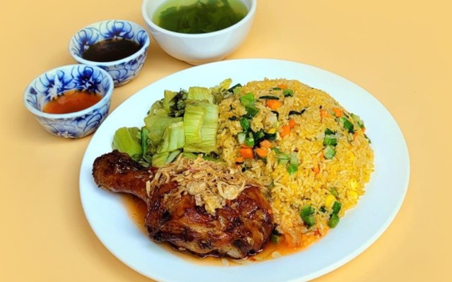 Quán Cơm Tự Do - Cơm Gà & Cơm Rang