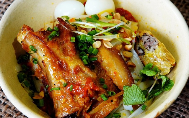 BÁNH BỘT LỌC HUẾ - Đường 22