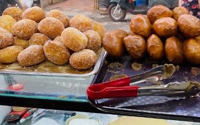 Đồ Ăn Nhanh Ánh Tuyết - 141 Phú Đô