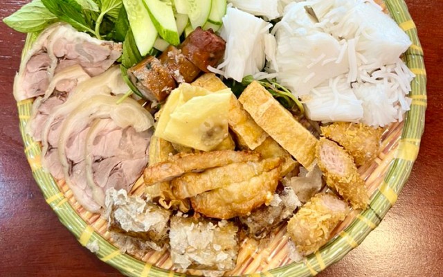 Bún Đậu Bún Chả Mộc Lan Quán - Nguyễn Gia Trí