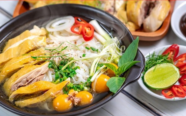 Nhà Xanh Quán - Phở Gà & Miến Gà