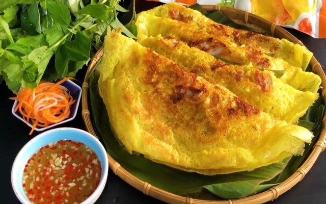 Bánh Xèo - Bụt Quán - 45 Bùi Ngọc Dương