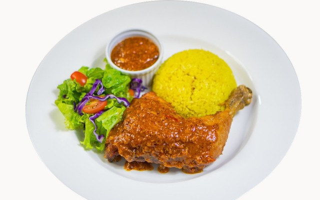 Cơm Gà SG - Ngon Đậm Vị Nóng Giòn Tan - Hoàng Hoa Thám