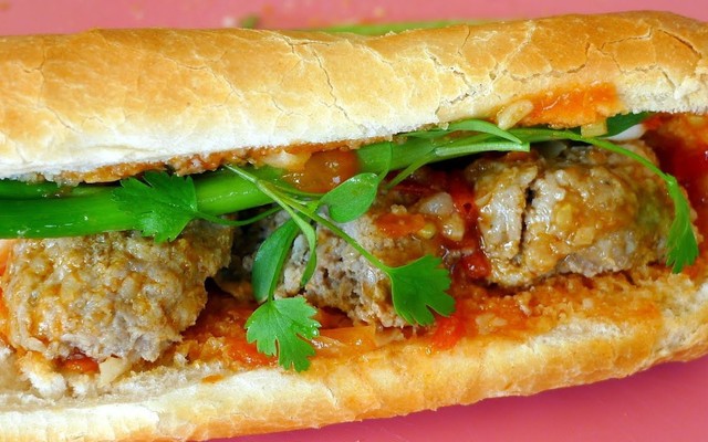 Bánh Mì 7.7 - Bánh Mì Xíu Mại - Lý Thường Kiệt