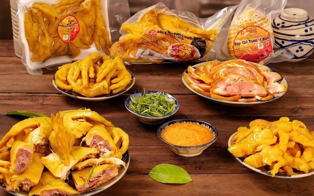 KYODO - Đặc Sản Gà Ủ Muối Xứ Nghệ & Bánh Cuốn Nóng - Cách Mạng Tháng 8