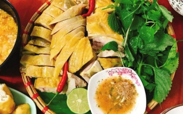 Gà Ủ Muối Hoa Tiêu Family Food - Nguyễn Thị Thập