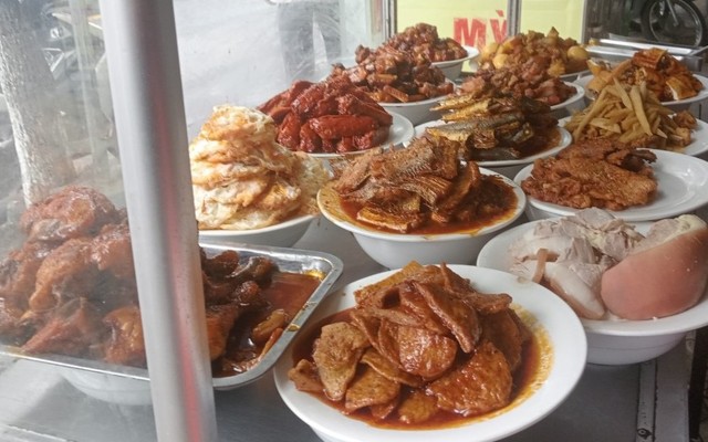 Quán Cơm Vân - 296 Tôn Đản