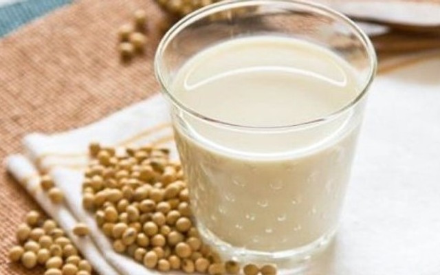 Bà Tư Sữa - Sữa Đậu Nành & Rau Má - Nguyễn Chí Thanh