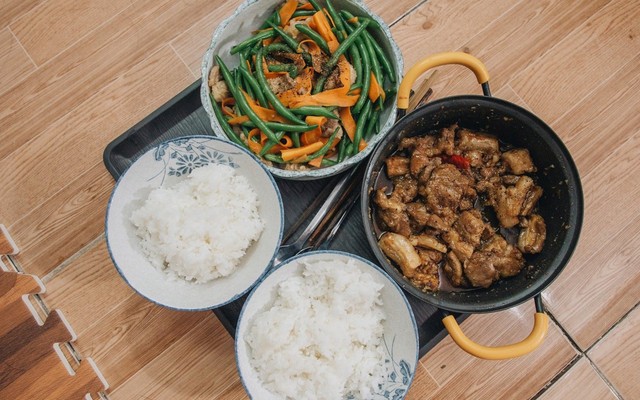 Cơm Văn Phòng & Nước Ép Xóm Lá - Hoà Hưng