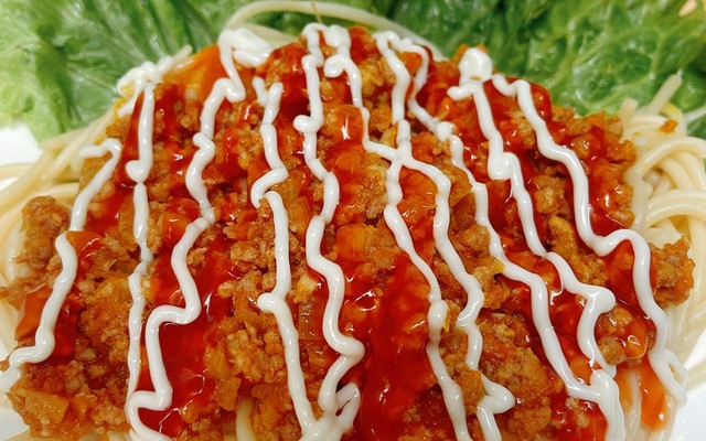 Gà Mơ - Gà Rán & Bánh Gạo - Cách Mạng Tháng Tám