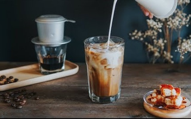 B Coffee - Cà Phê Muối & Bạc Xỉu - Ỷ Lan Nguyên Phi