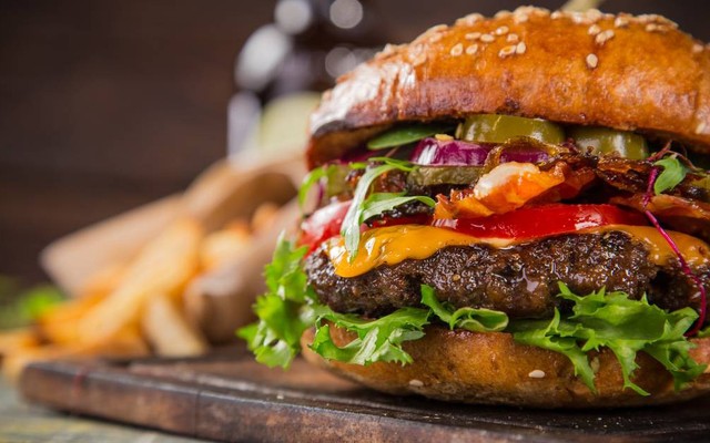 The Hideout Food & Drinks - Cơm & Burger