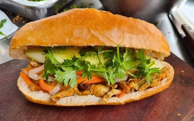 Bánh Mì Chay Vạn Phước - Phan Đăng Lưu