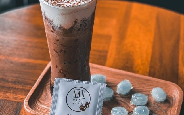 Nâu Cafe - 4/28 Phạm Huy Thông