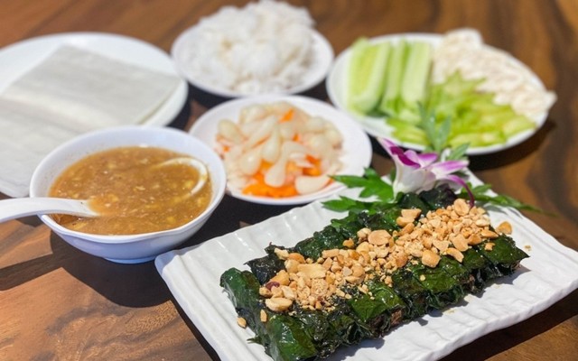 Bò Lá Lốt, Cơm Chiên & Mì Xào A Tấn
