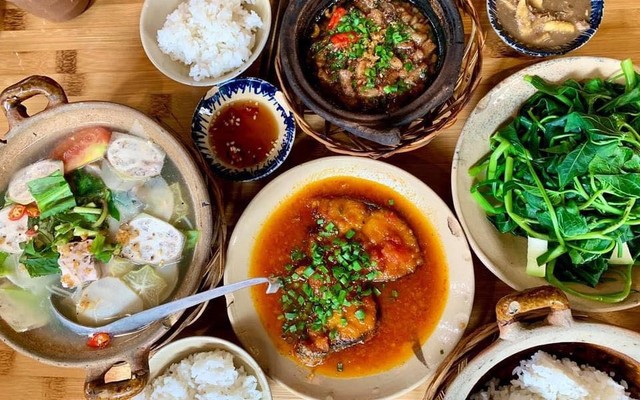 Cơm Tấm - Cơm Bình Dân CÔ VÂN - Hồ Tùng Mậu